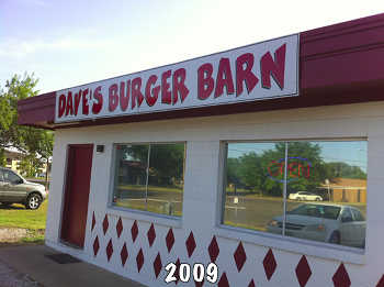 Front of Dave's Burger Barn